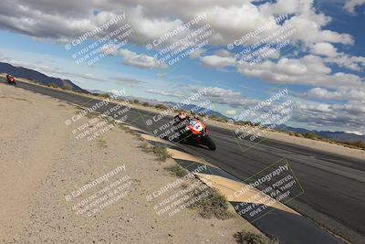 media/Nov-16-2025-Race Pace (Sun) [[8c5fa54630]]/Verified Riders/6-Turn 10 Inside (1145am)/